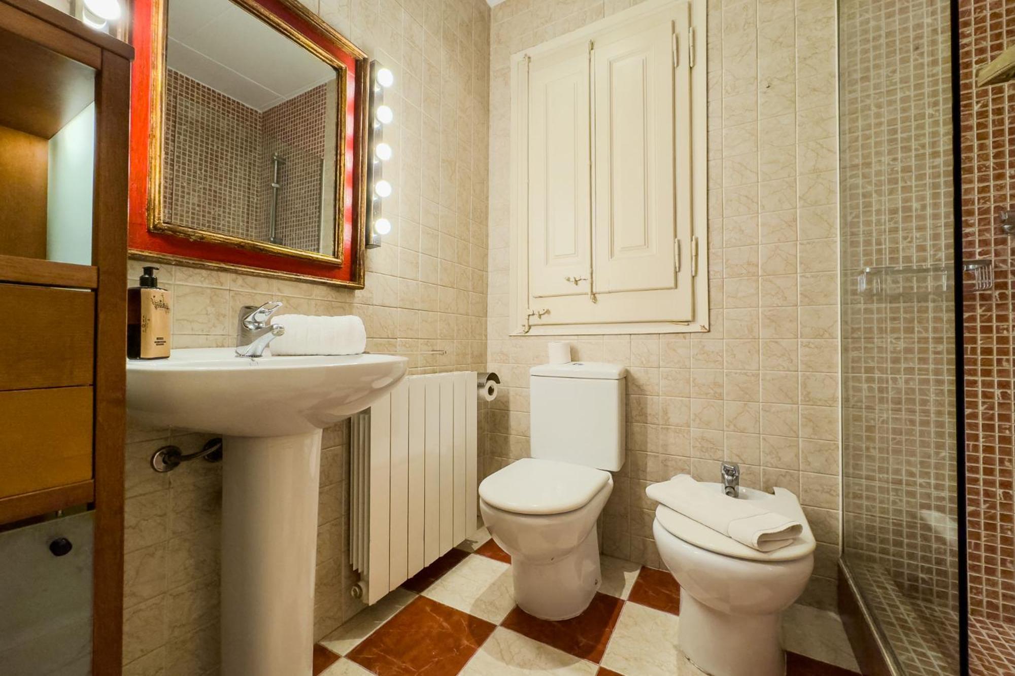 Apartament Enrique Granados Barcelona Zewnętrze zdjęcie