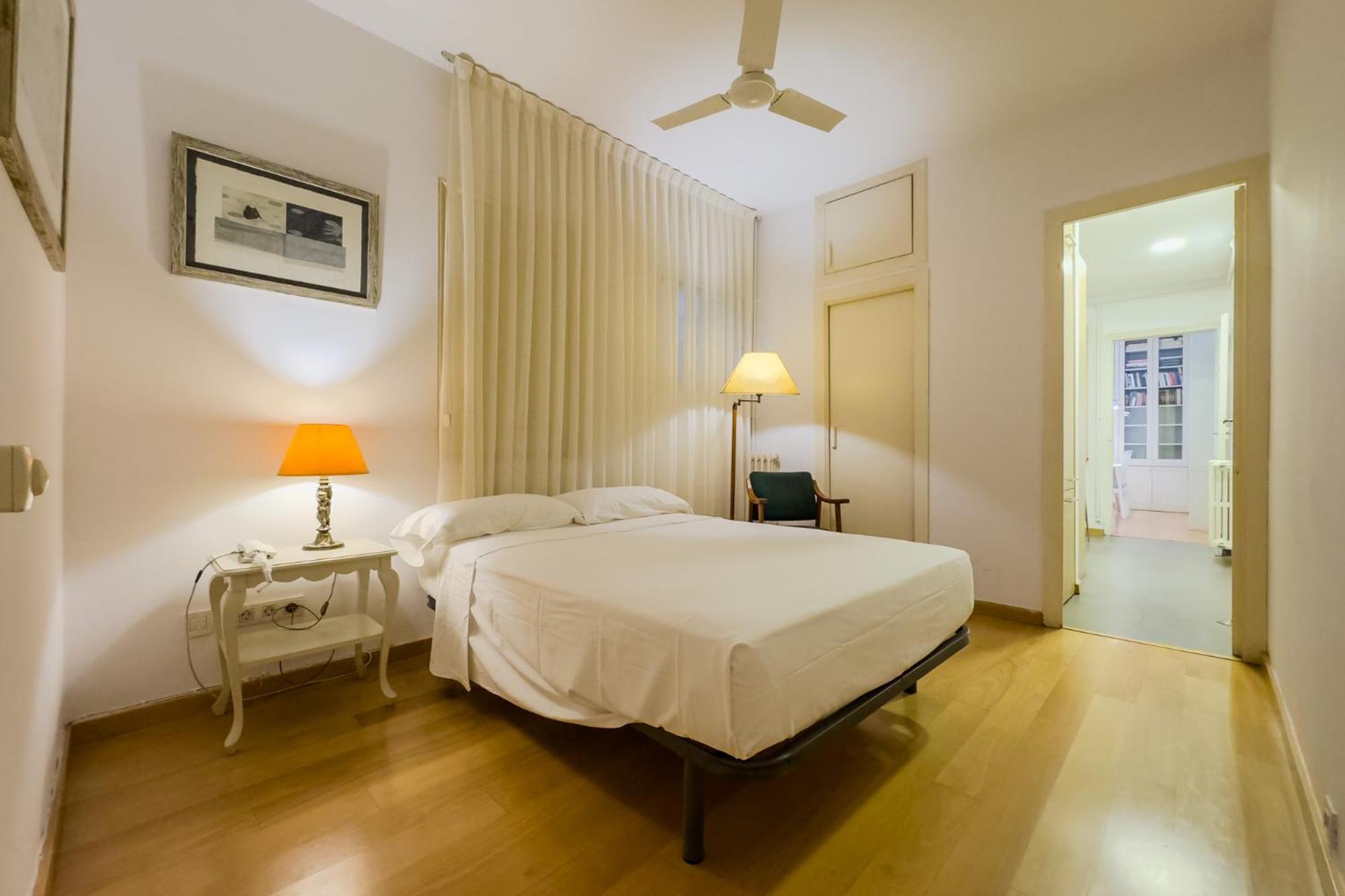 Apartament Enrique Granados Barcelona Zewnętrze zdjęcie